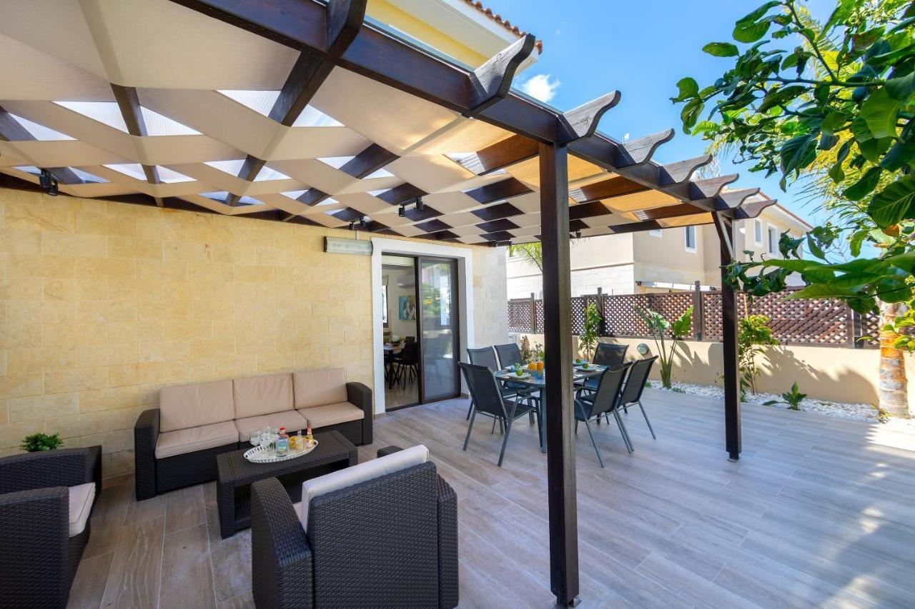 Protaras Villa Angela Nefeli พาราลิมนี ภายนอก รูปภาพ
